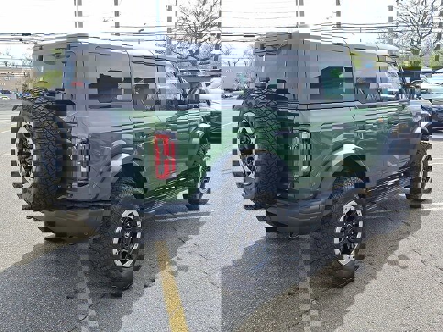 Certified 2023 Ford Bronco Badlands w/ Sasquatch Package AWD/4WD image 7