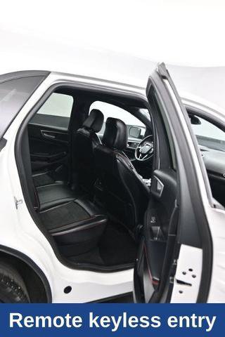 Certified 2024 Ford Edge ST-Line w/ Class II Trailer Tow Package AWD/4WD image 30