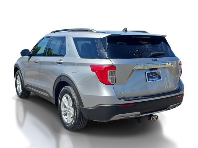 Certified 2021 Ford Explorer XLT w/ Equipment Group 202A AWD/4WD image 3