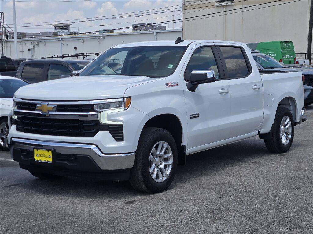 Used 2024 Chevrolet Silverado 1500 LT w/ Z71 Off-Road Package