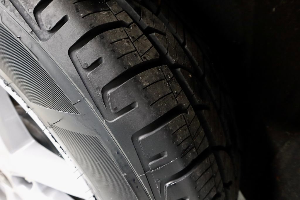 Certified 2024 Ford Edge SEL image 20