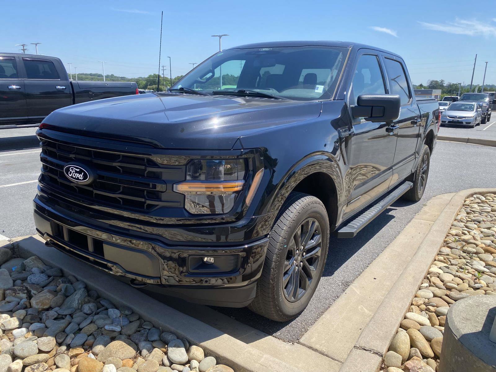 Certified 2024 Ford F150 XLT w/ Equipment Group 302A MID AWD/4WD video 3