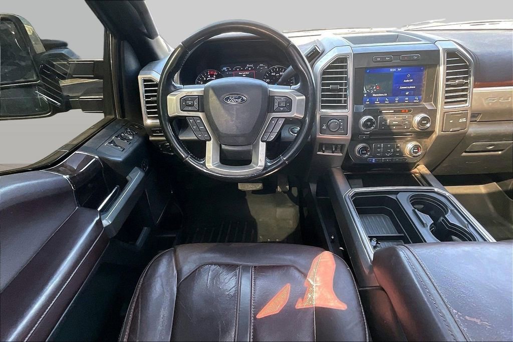 Certified 2017 Ford F250 Platinum w/ FX4 Off-Road Package AWD/4WD image 5