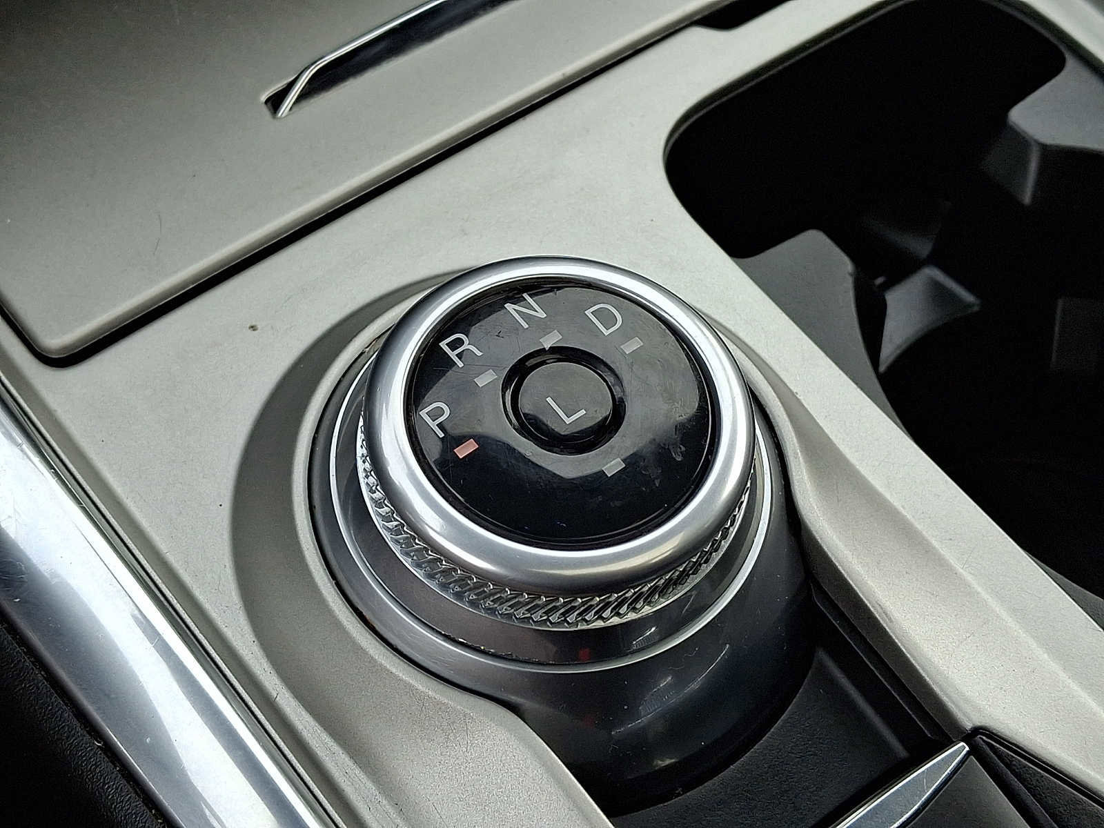 Certified 2023 Ford Explorer Platinum w/ Technology Package image 17