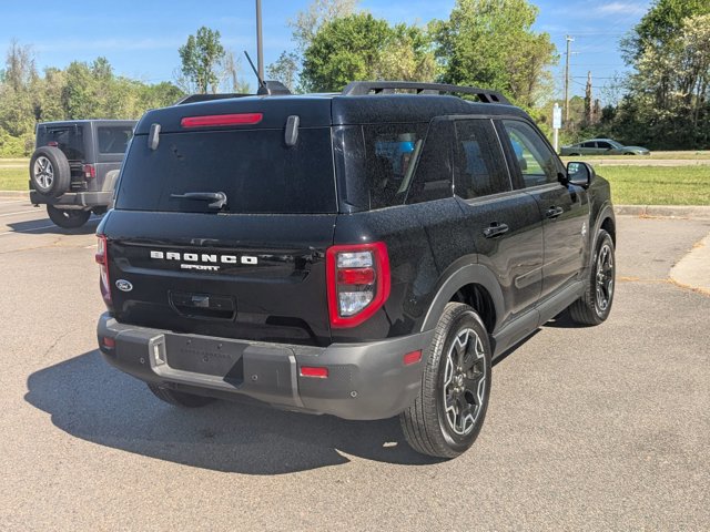 Certified 2025 Ford Bronco Sport Outer Banks w/ Outer Banks Tech Package+ AWD/4WD image 3