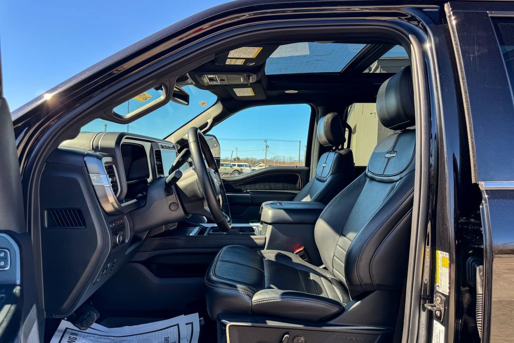Certified 2024 Ford F250 Platinum w/ FX4 Off-Road Package AWD/4WD image 33