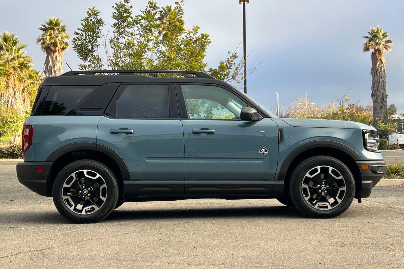 Certified 2022 Ford Bronco Sport Outer Banks image 2