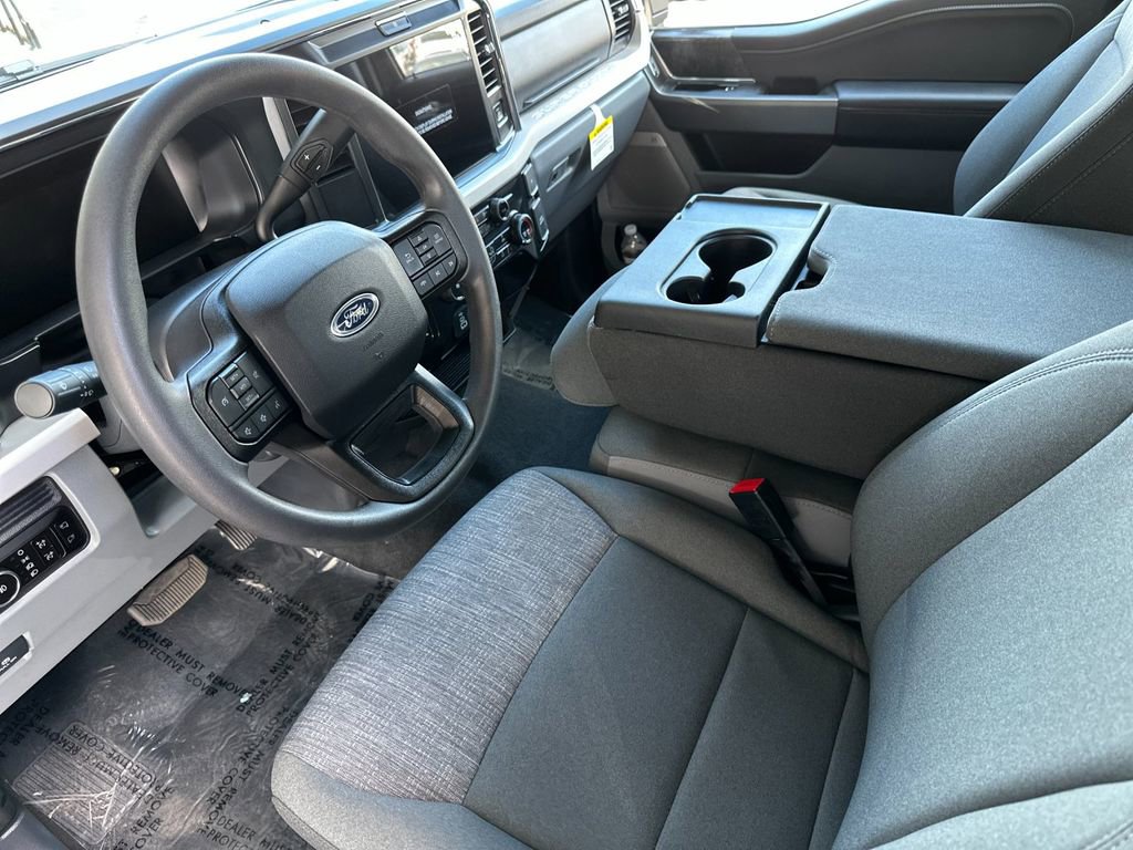 Certified 2025 Ford F350 XLT w/ Black Appearance Package image 10