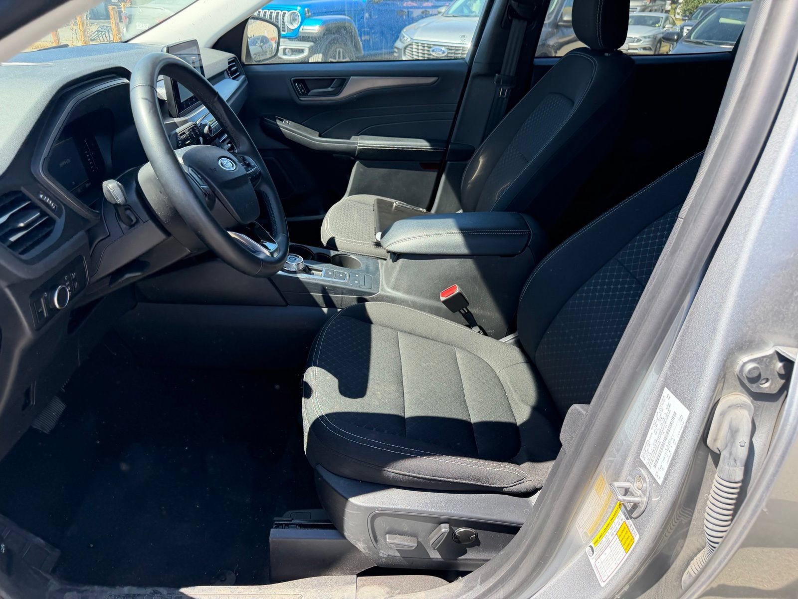 Certified 2024 Ford Escape Active FWD image 10
