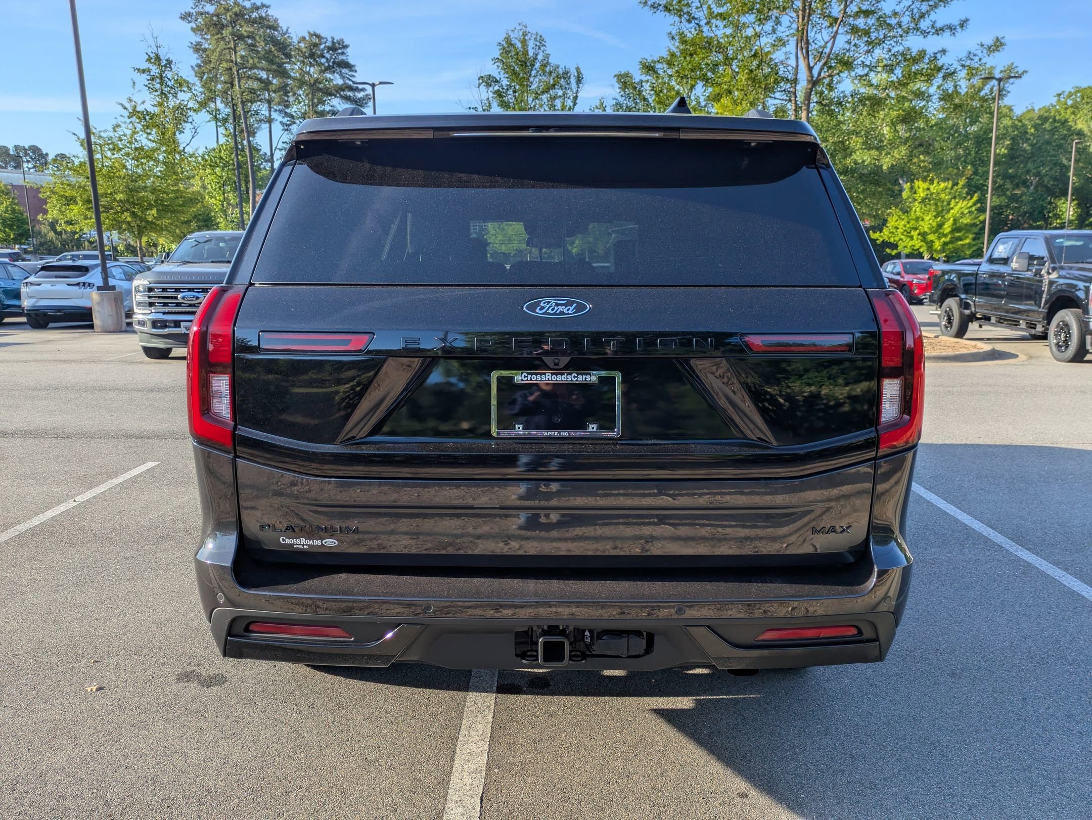 Certified 2025 Ford Expedition Max Platinum w/ Stealth Appearance Package AWD/4WD image 5
