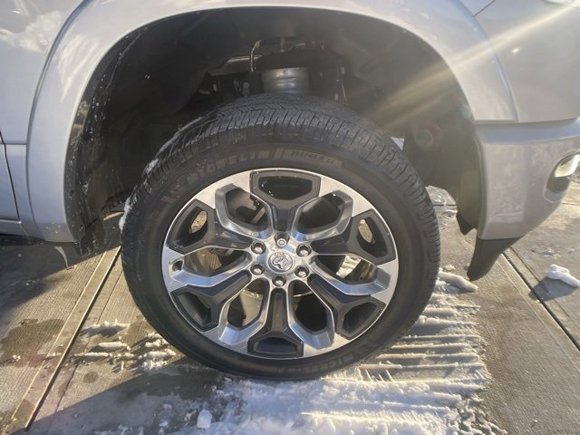 Used 2024 RAM 1500 Limited image 11
