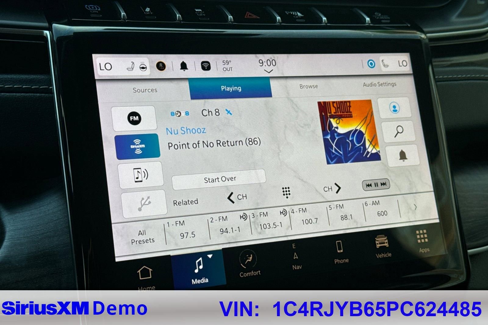 Used 2023 Jeep Grand Cherokee 4WD 4xe image 31