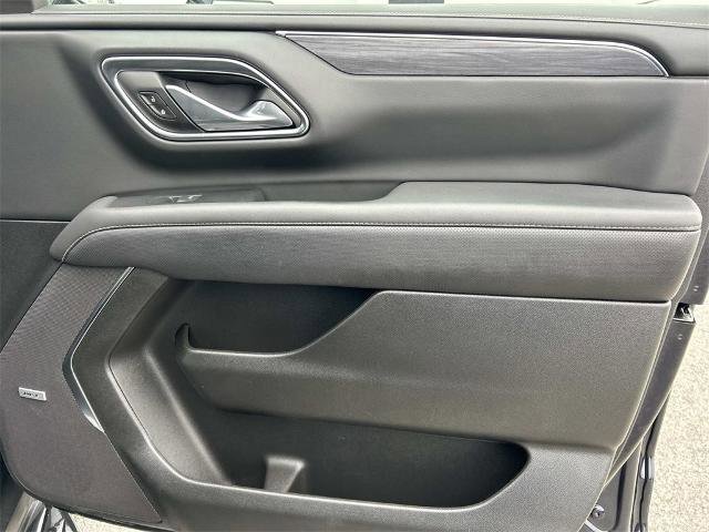 Used 2024 GMC Yukon SLT image 22