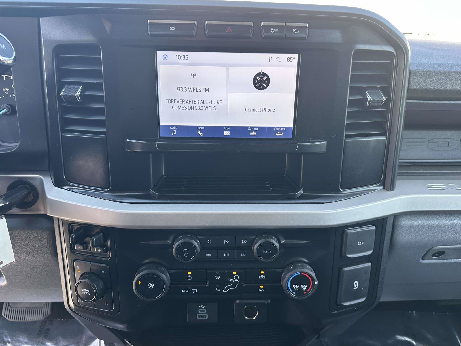 Certified 2024 Ford F250 XL w/ STX Appearance Package AWD/4WD image 8