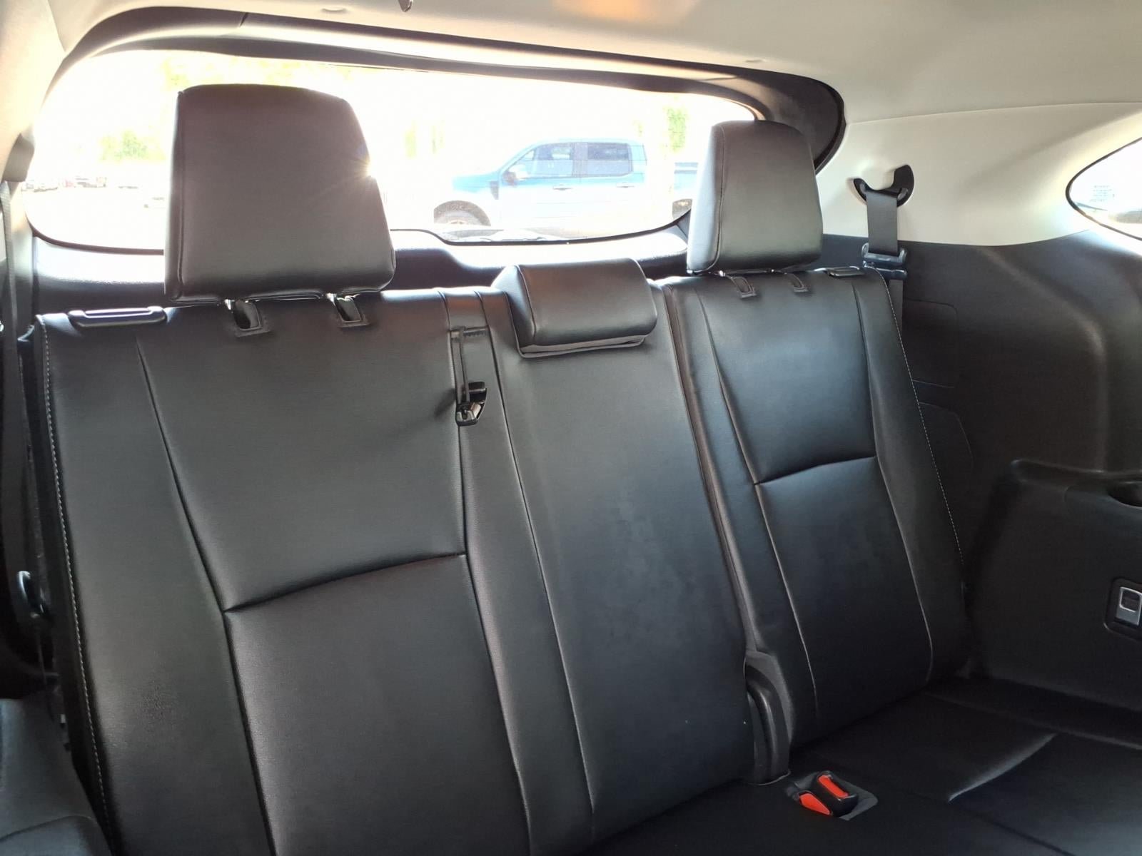 Used 2022 Toyota Highlander Limited AWD/4WD image 16