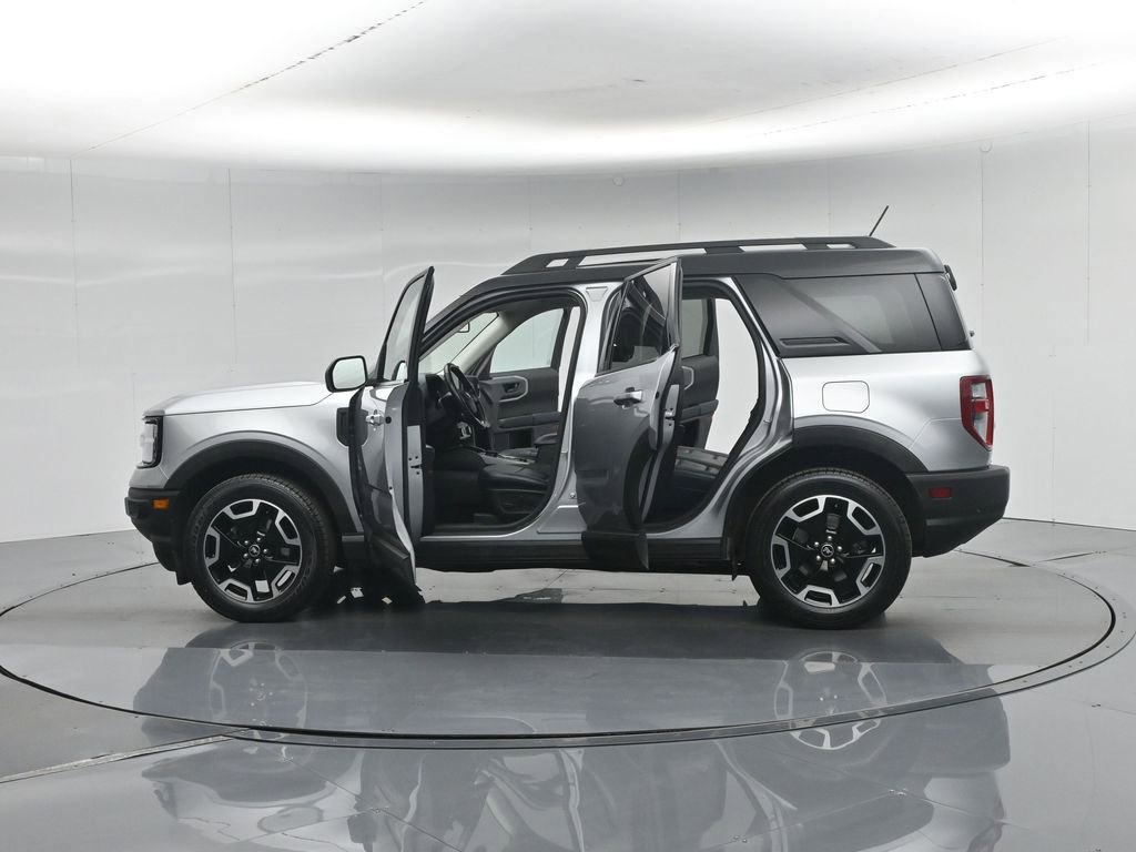 Certified 2022 Ford Bronco Sport Outer Banks w/ Tech Package AWD/4WD image 39
