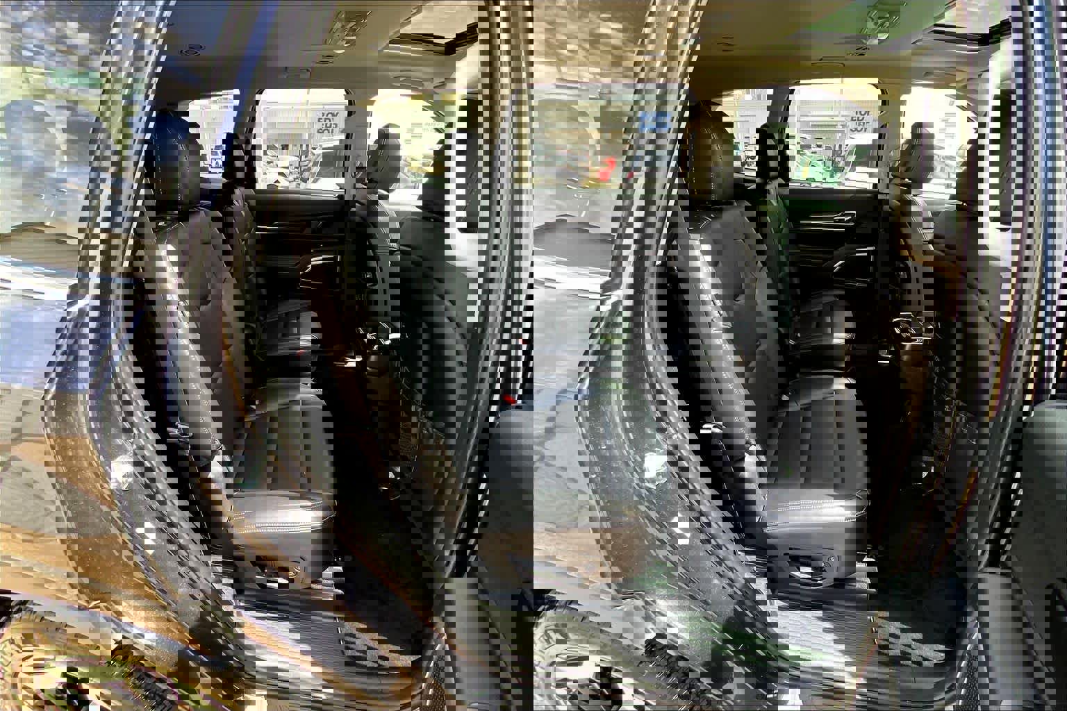 Used 2025 Kia Telluride S image 19