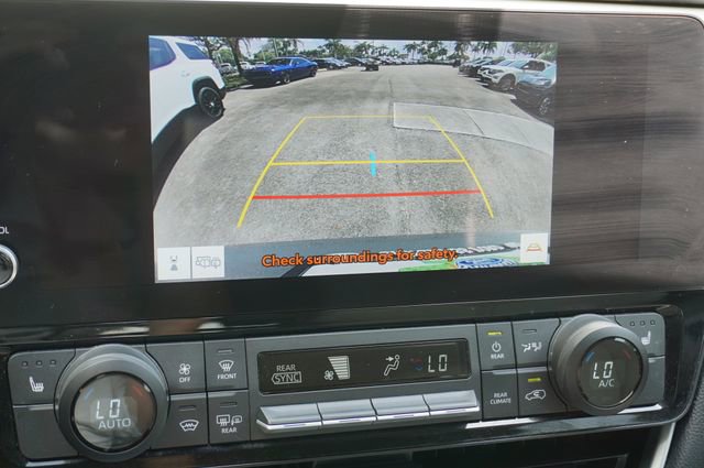 Used 2024 Toyota Grand Highlander FWD image 13