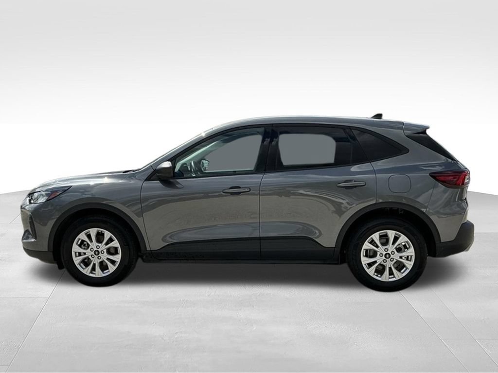 Certified 2025 Ford Escape Active FWD image 3