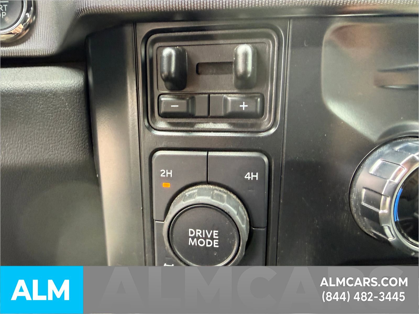 Certified 2024 Ford F350 Platinum image 28