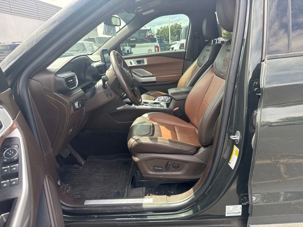 Certified 2022 Ford Explorer King Ranch w/ Class IV Trailer Tow Package AWD/4WD image 4