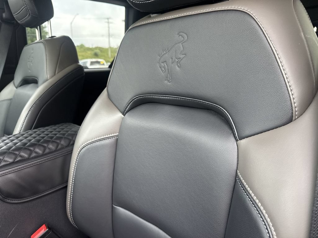 Certified 2025 Ford Bronco Outer Banks AWD/4WD image 9