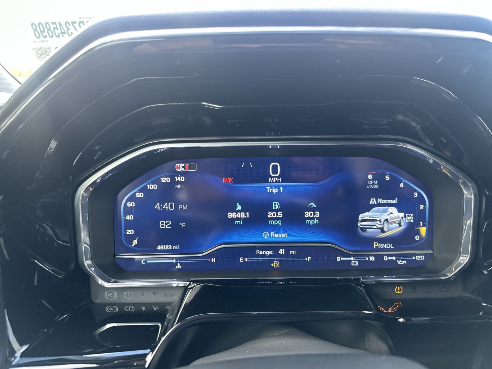 Used 2024 Chevrolet Silverado 1500 LT AWD/4WD image 18