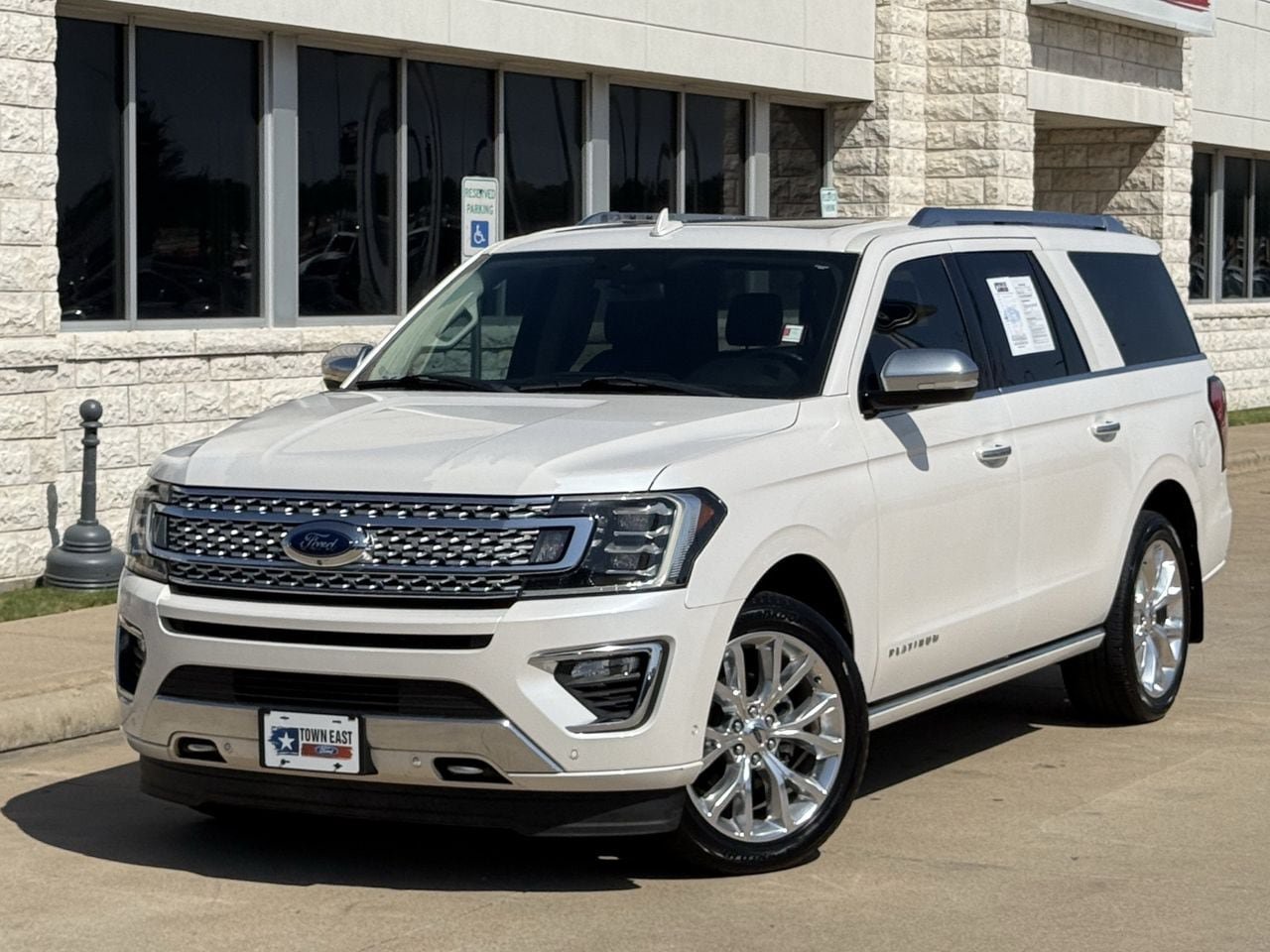 Certified 2018 Ford Expedition Max Platinum AWD/4WD image 2