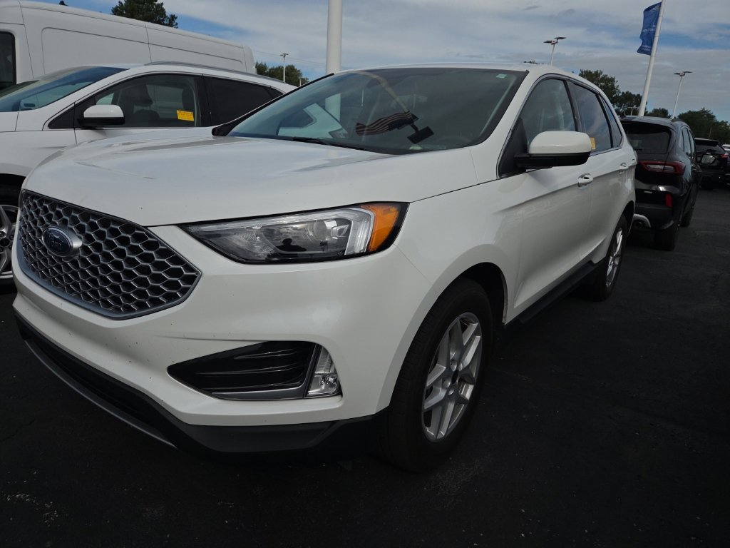 Certified 2024 Ford Edge SEL w/ Convenience Package