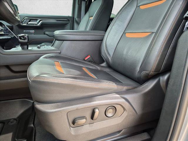 Used 2024 GMC Sierra 1500 AT4 w/ Technology Package AWD/4WD image 16