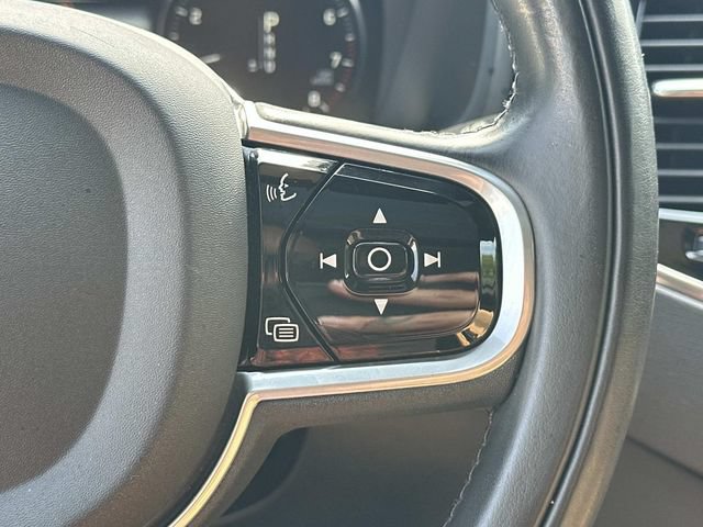 Used 2018 Volvo XC90 T6 Momentum w/ Convenience Package AWD/4WD image 24