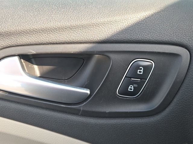 Certified 2017 Ford Escape SE image 20