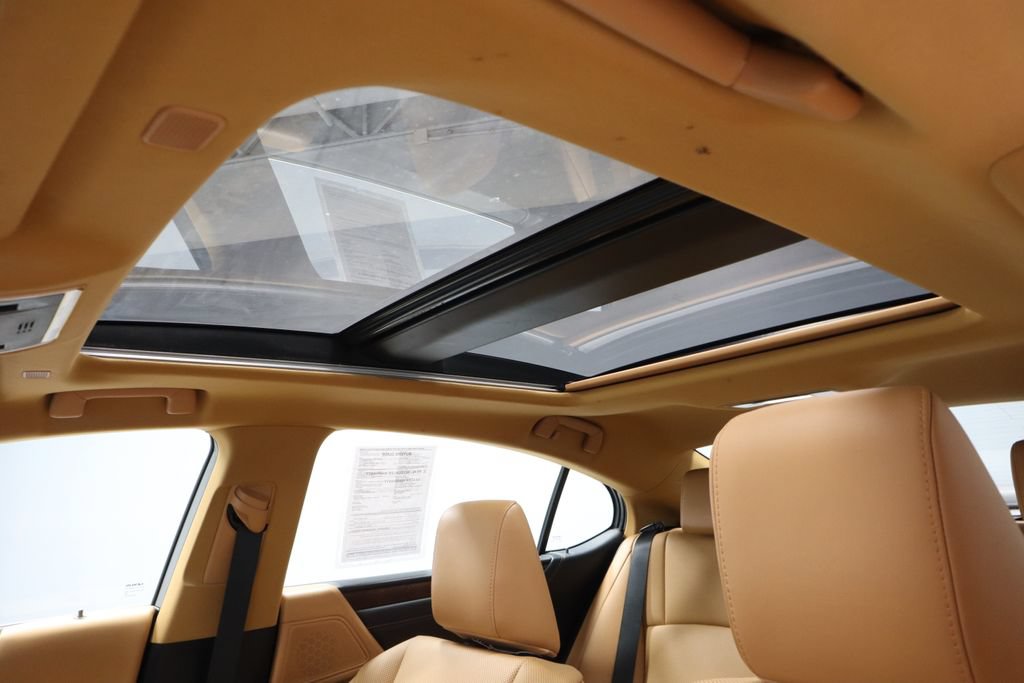 Used 2022 Lexus ES 350 w/ Premium Package FWD image 36