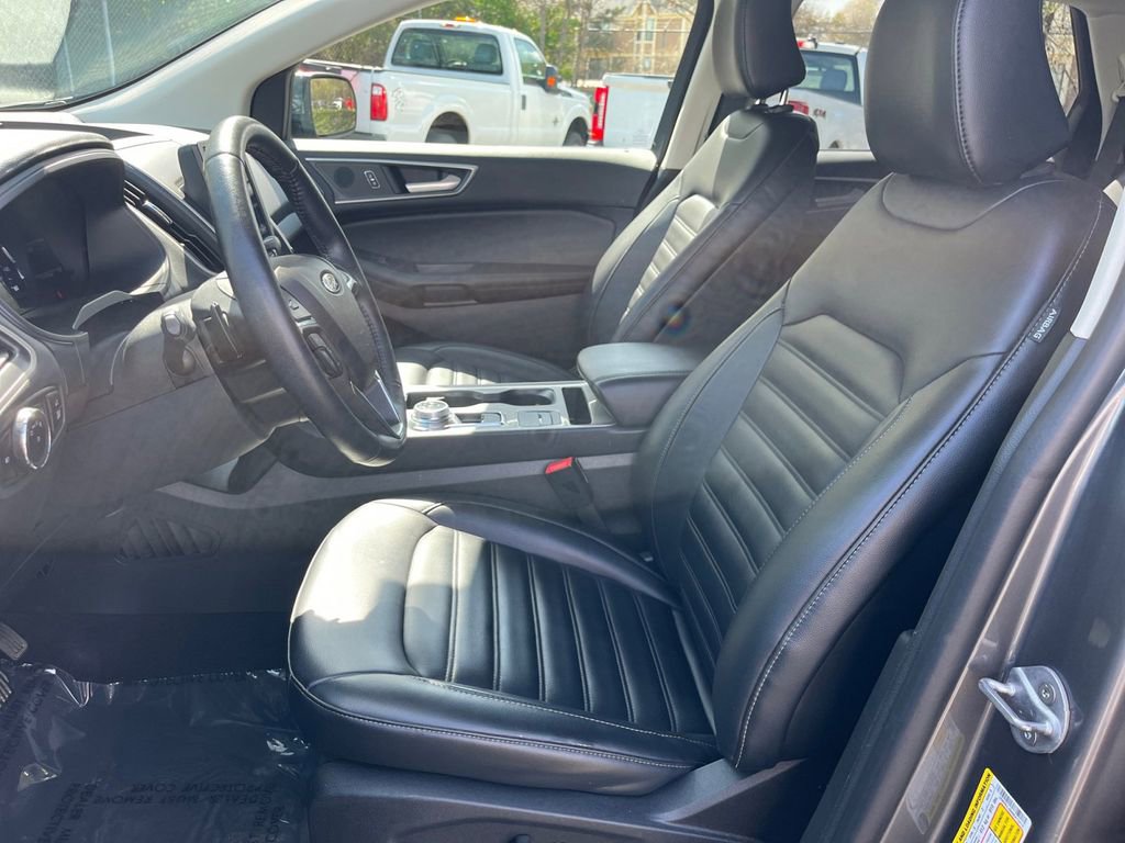 Certified 2024 Ford Edge SEL w/ Convenience Package AWD/4WD image 9