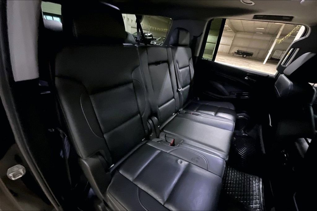 Used 2017 GMC Yukon XL SLT w/ Premium Edition AWD/4WD image 26