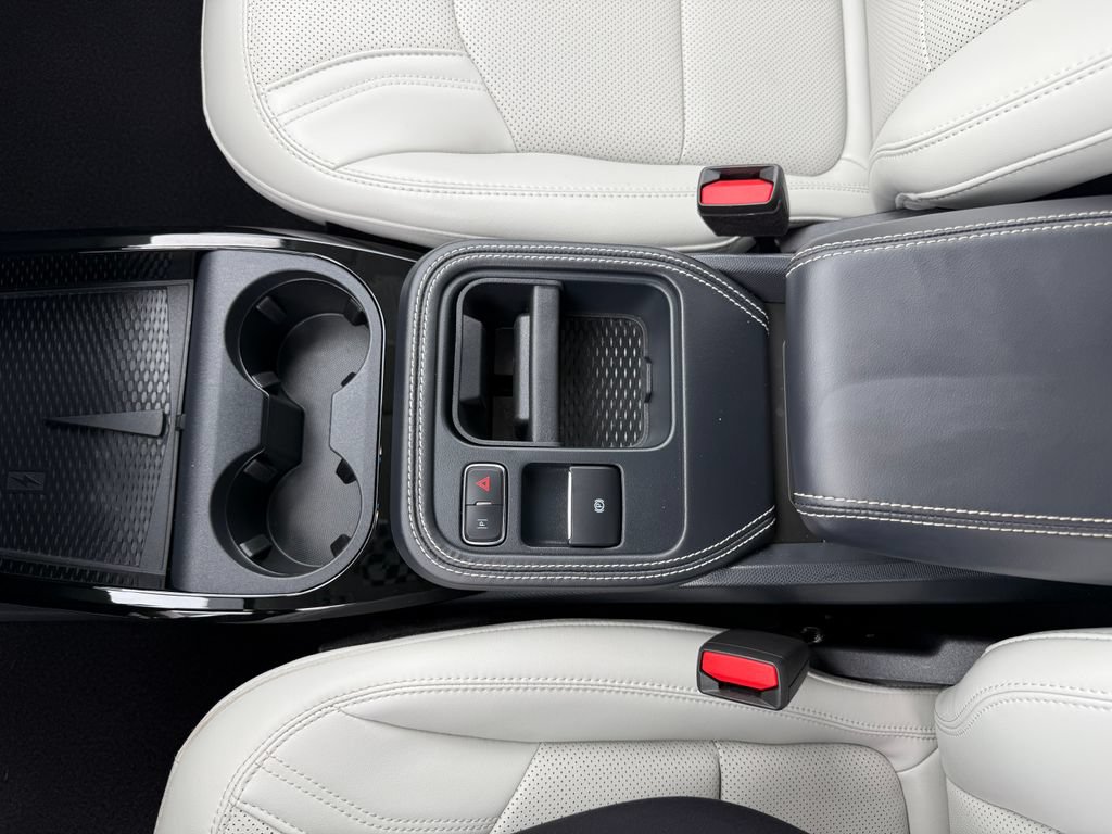 Certified 2025 Ford Mustang Mach-E Premium AWD/4WD image 32
