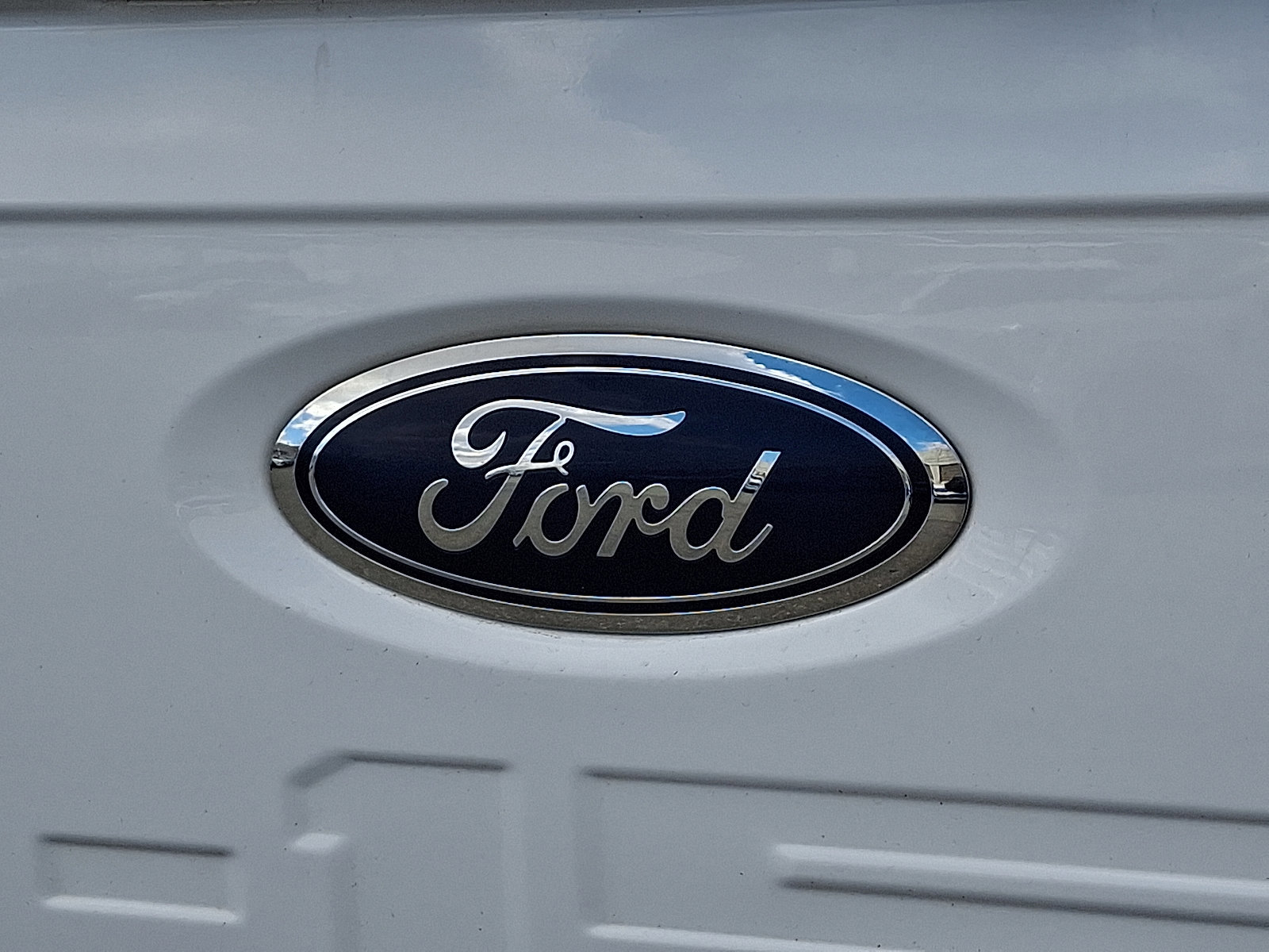 Certified 2022 Ford F150 Lariat w/ Equipment Group 501A Mid image 29