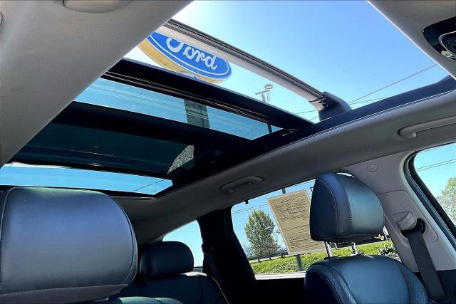 Used 2022 Hyundai Santa Fe SEL w/ Convenience + Premium Package AWD/4WD image 22