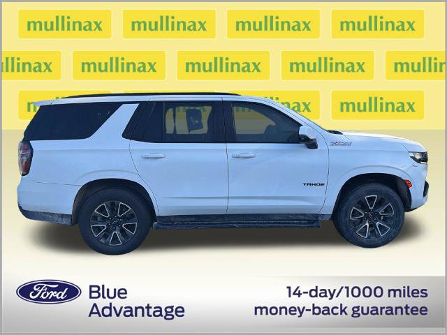 Used 2022 Chevrolet Tahoe Z71 w/ Luxury Package AWD/4WD image 2