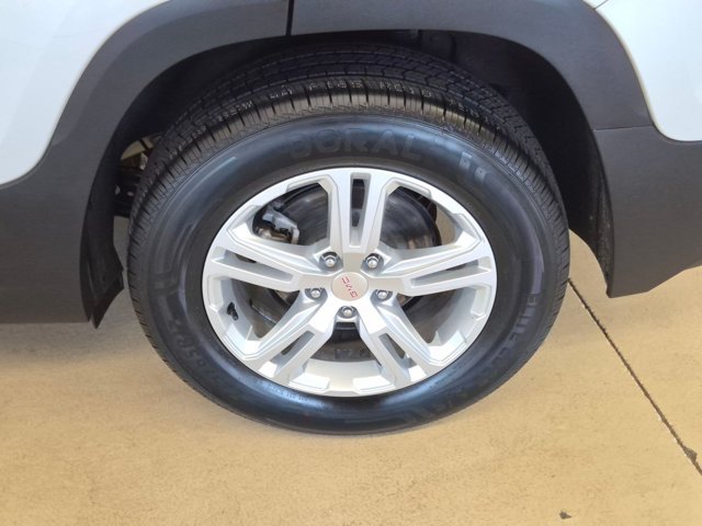 Used 2019 GMC Terrain SLE FWD image 24