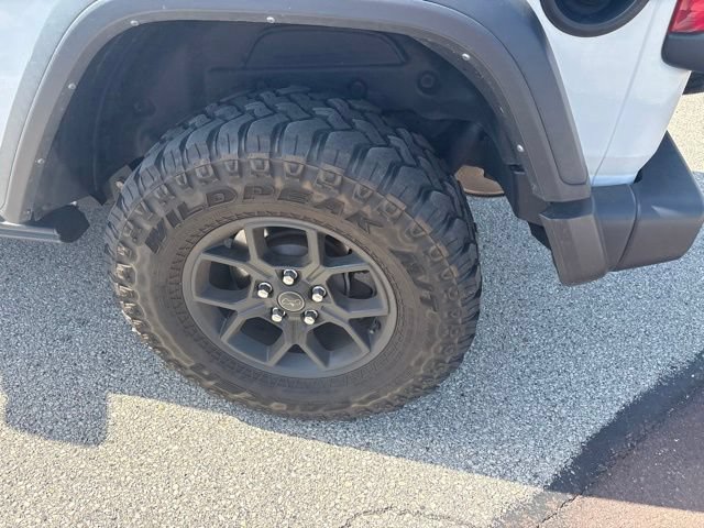 Used 2024 Jeep Wrangler Unlimited Sport AWD/4WD image 35