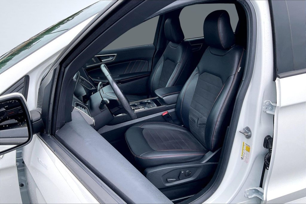 Certified 2022 Ford Edge ST-Line AWD/4WD image 22