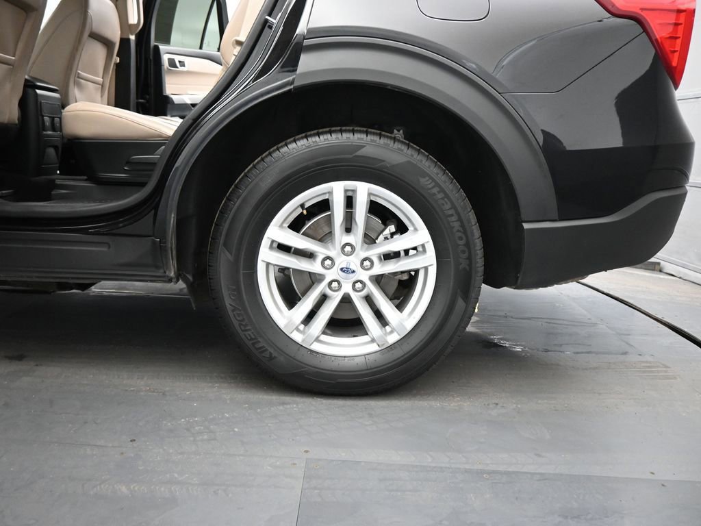 Certified 2024 Ford Explorer XLT w/ Equipment Group 202A image 47