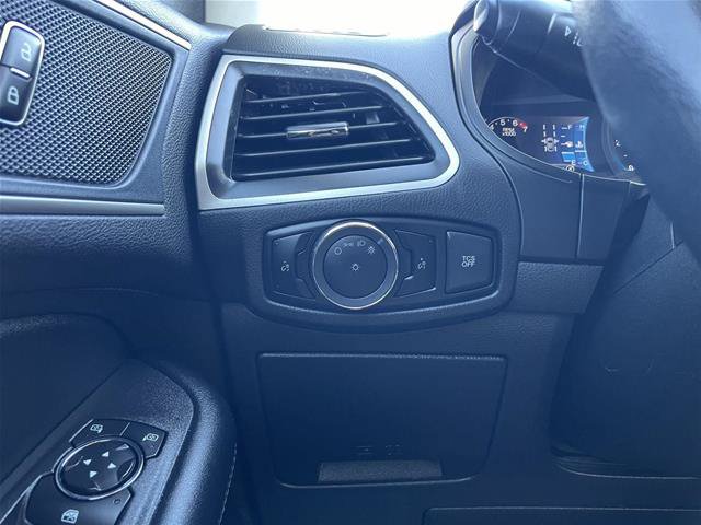Certified 2024 Ford Edge SEL AWD/4WD image 16