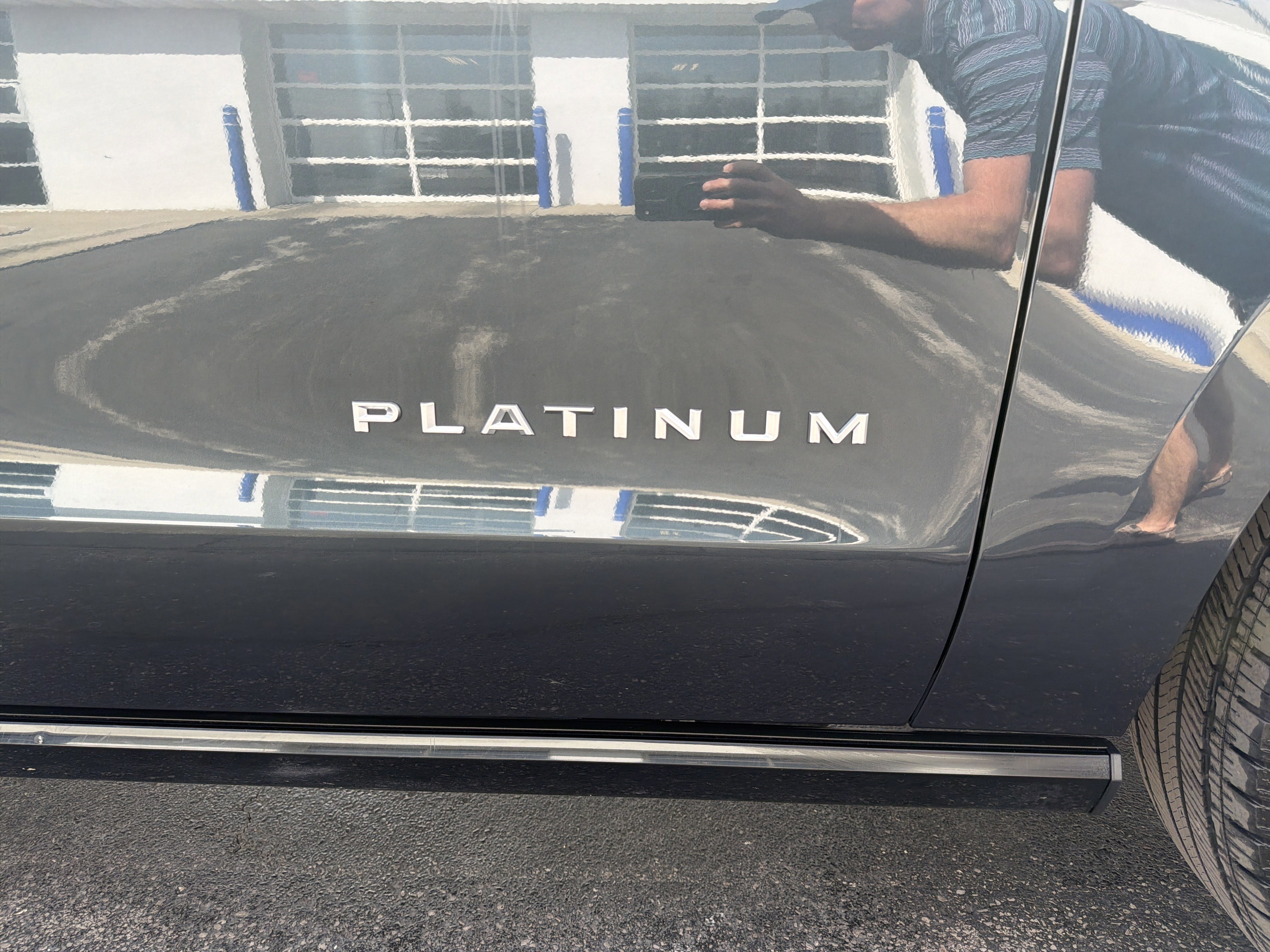 Certified 2025 Ford Expedition Platinum w/ Driver's Package image 16