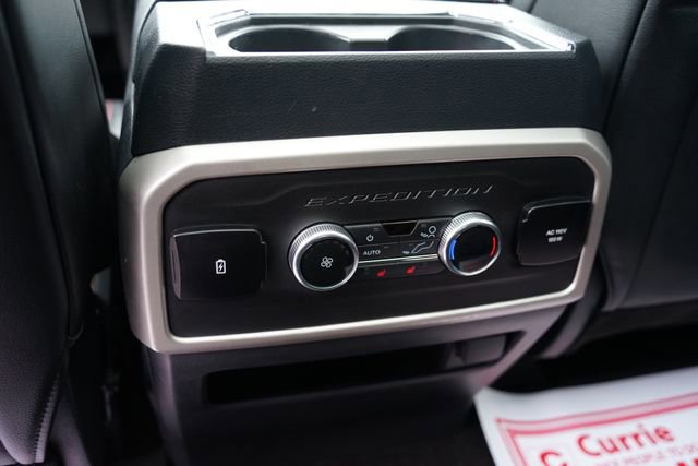 Certified 2022 Ford Expedition Limited image 10