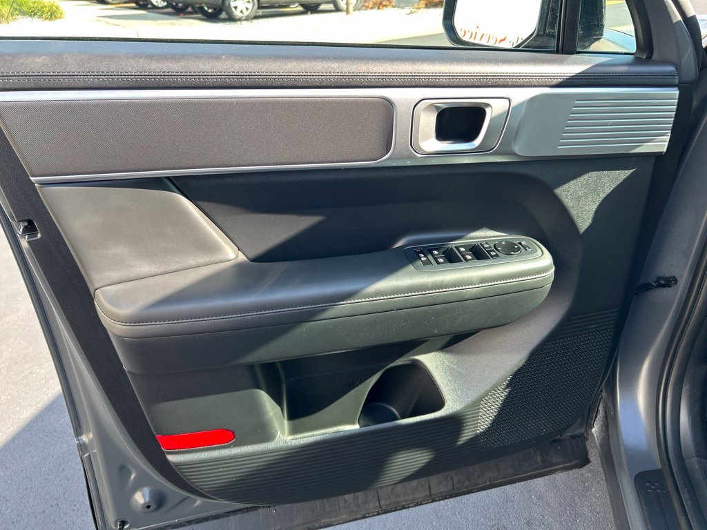 Used 2024 Hyundai Santa Fe XRT AWD/4WD image 16