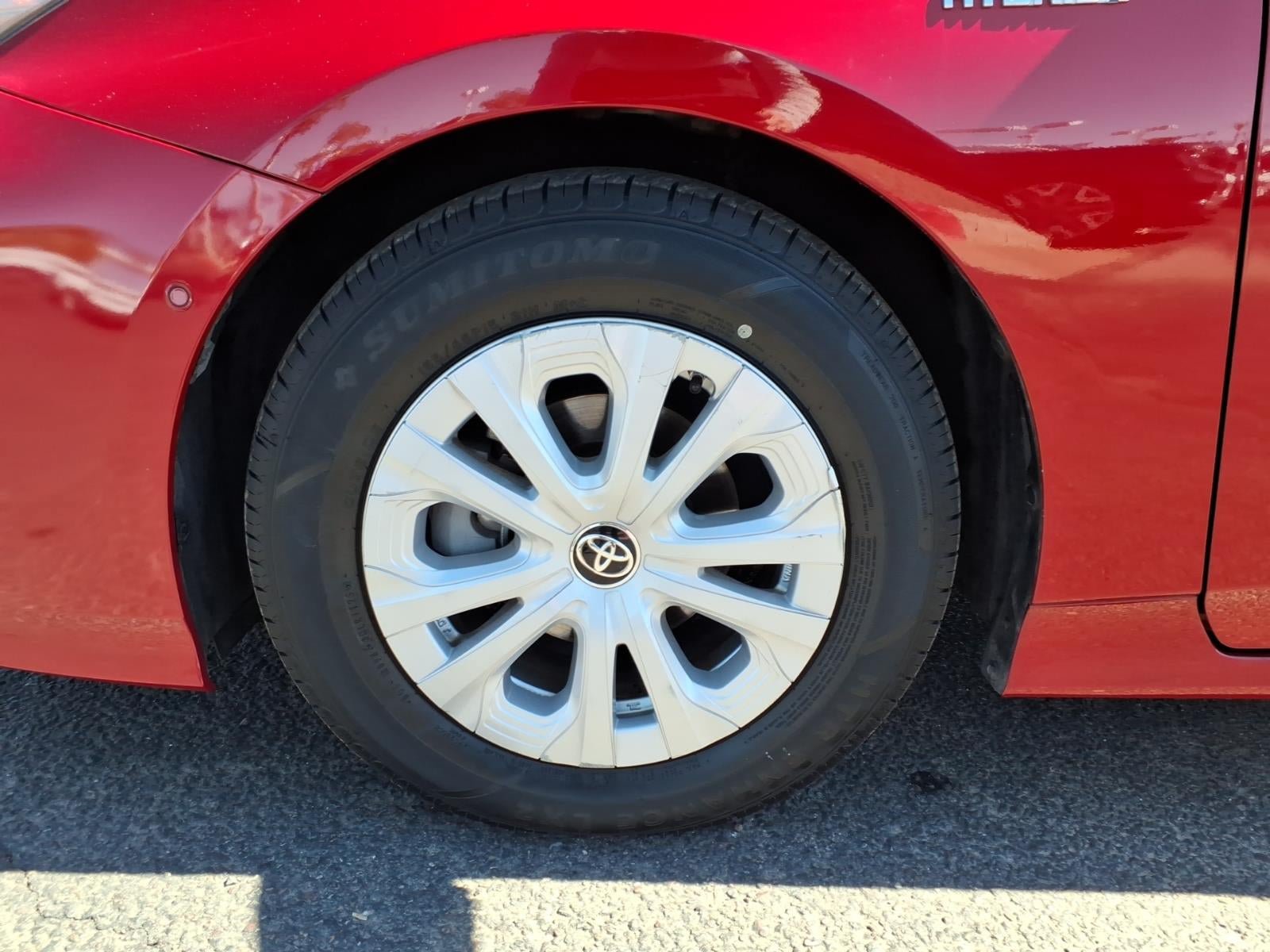 Used 2021 Toyota Prius LE w/ Carpet Mat Package (TMS) FWD image 9