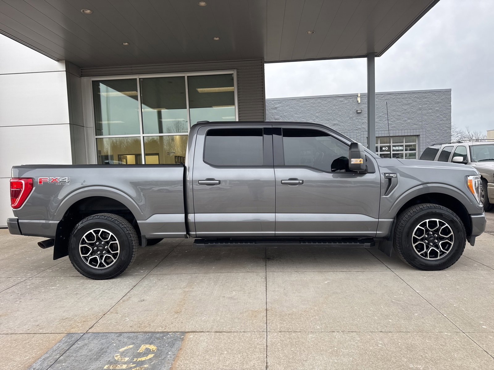 Certified 2022 Ford F150 XLT w/ Equipment Group 302A High image 2