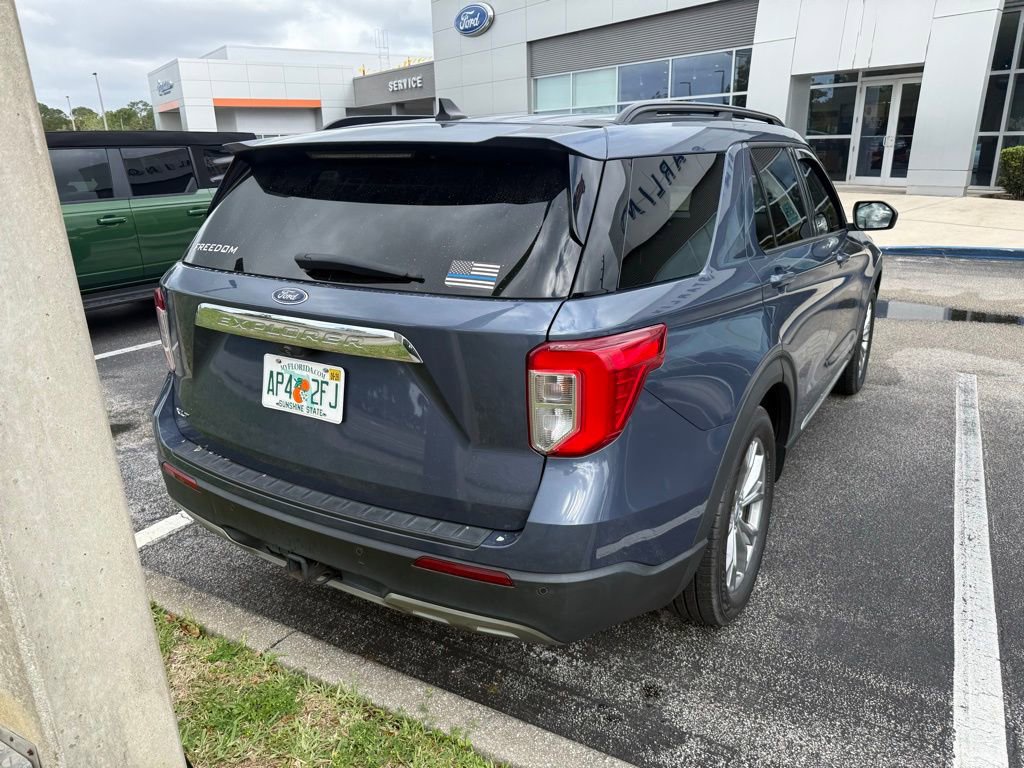 Certified 2021 Ford Explorer XLT w/ Equipment Group 202A image 8